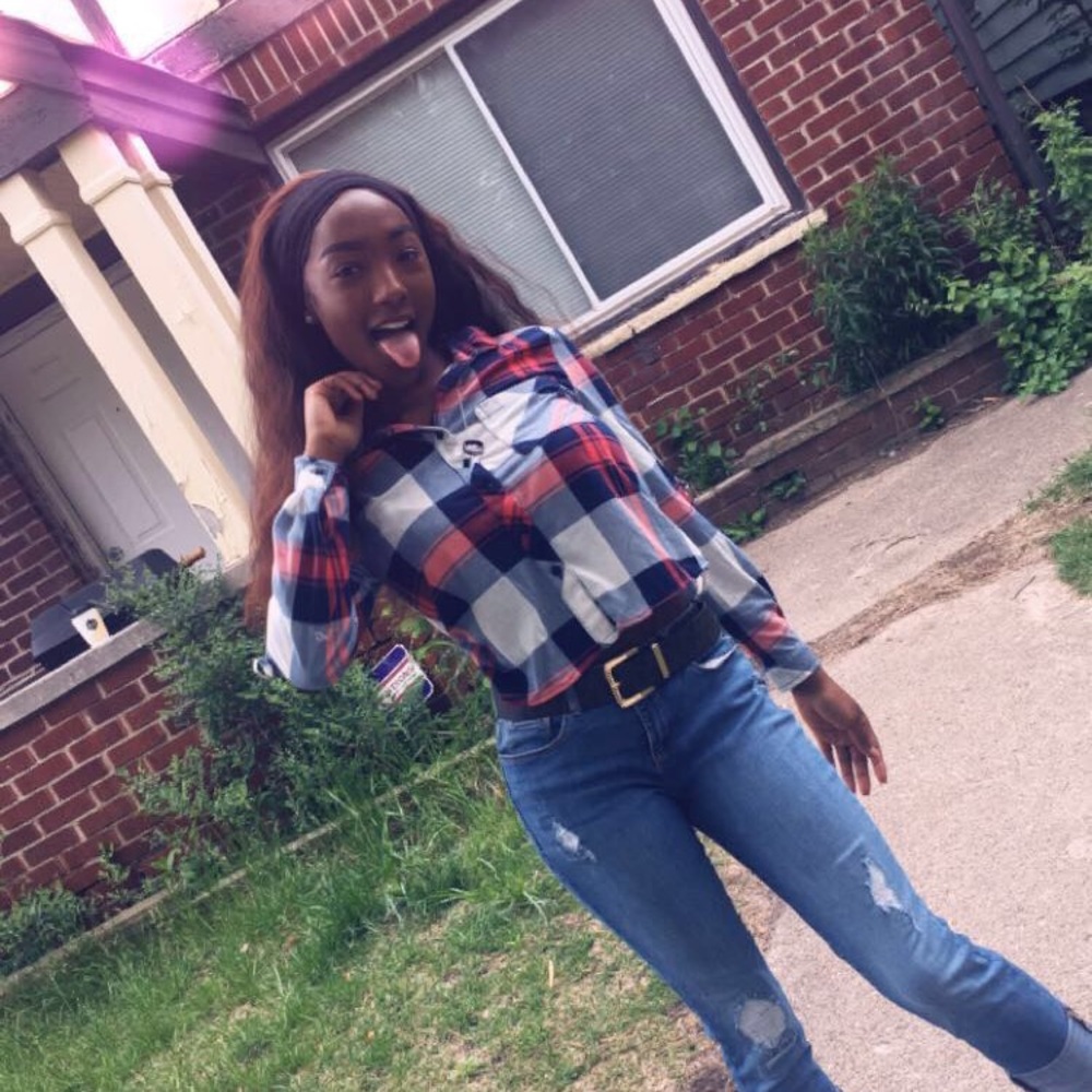Meet your Posher, Tyhia